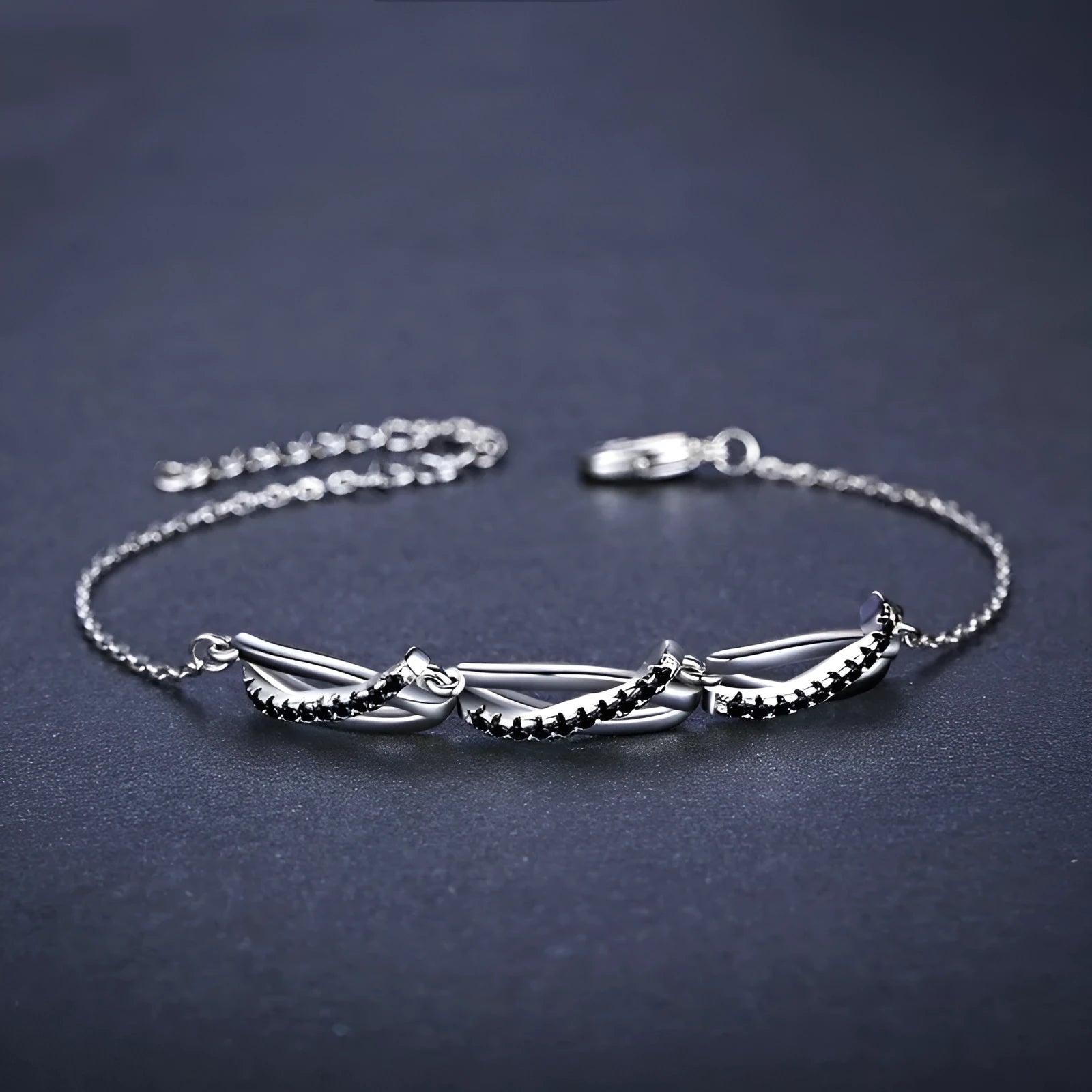 Creative ring bracelet for women in black natural zircon, light luxury style, anniversary gift