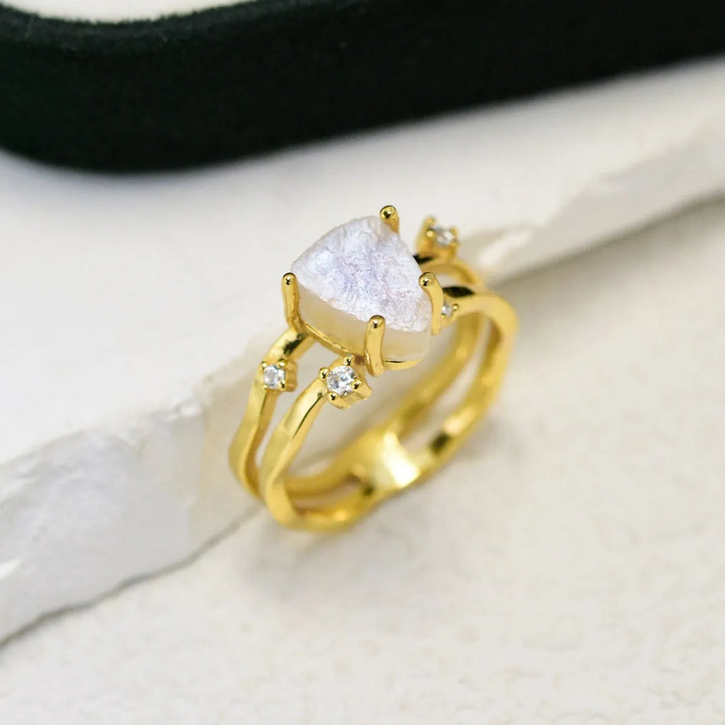 S925 sterling silver irregular triangle moonstone ring in rose gold, white gold, or yellow gold finish.