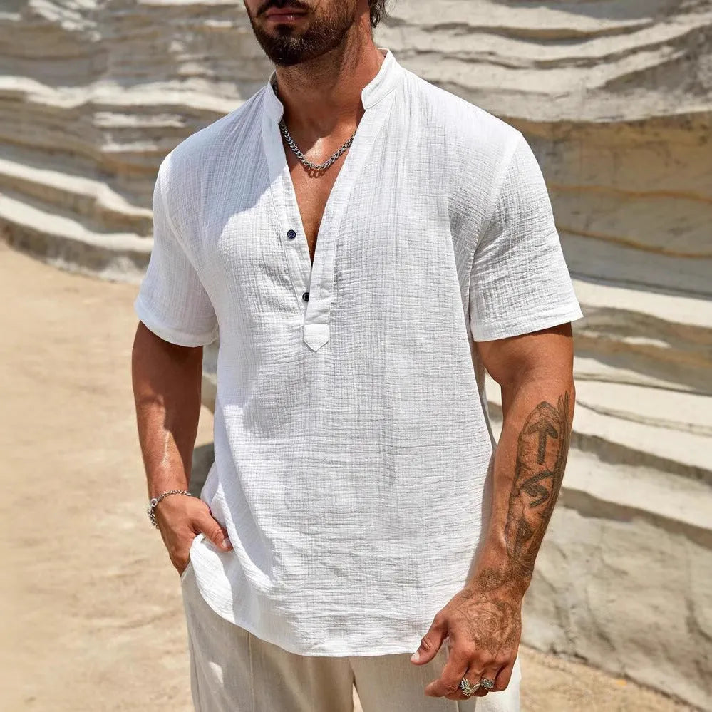 Men's solid colour short-sleeved stand collar shirt in chemical fibre blend fabric