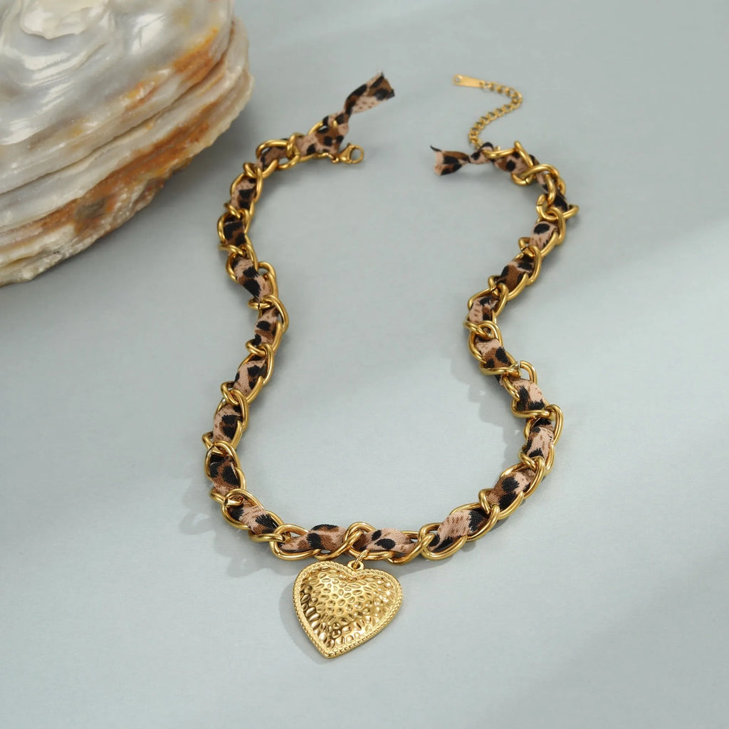 Women's stainless steel necklace with leopard love pendant on adjustable 41-50cm chain