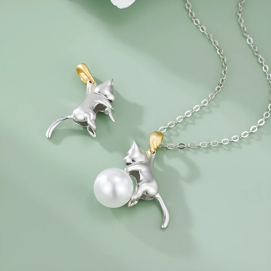 Sterling silver clavicle chain necklace with cat motif and pearl bead decoration