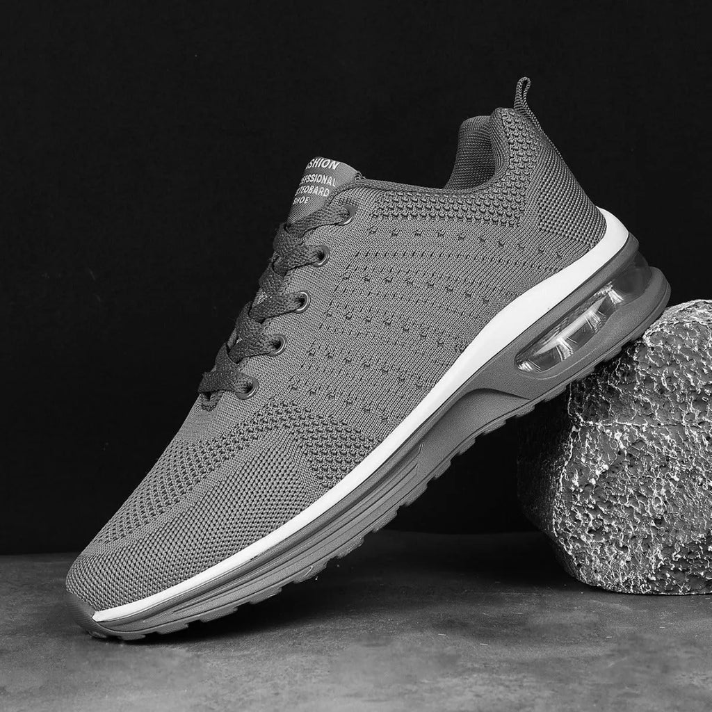 Casual Flyknit breathable running shoes in multiple colours on a white background.