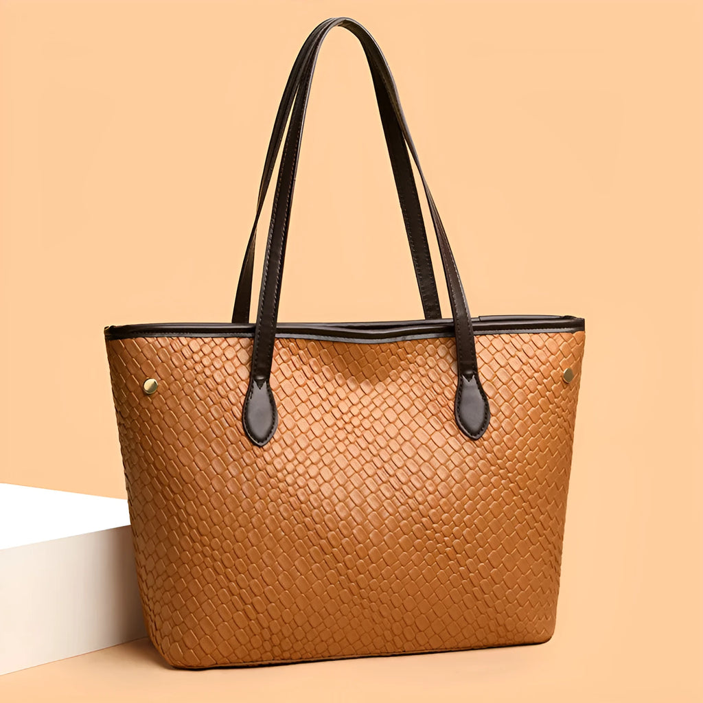 Retro-style large square women's handbag in black PU leather with an outer sandwich pocket.