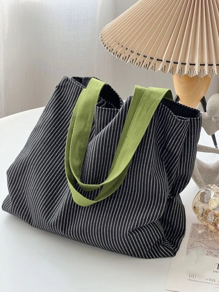 Canvas plaid tote shoulder bag with lining and adjustable strap in three colour patterns