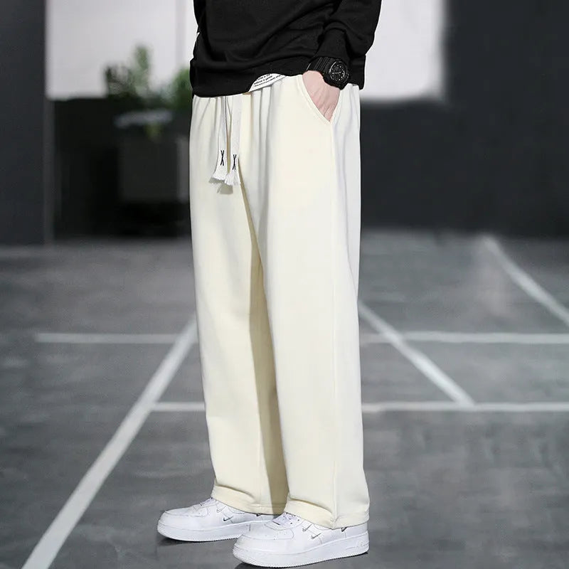 Men's high-waist casual trousers in bamboo fibre blend with multiple pockets