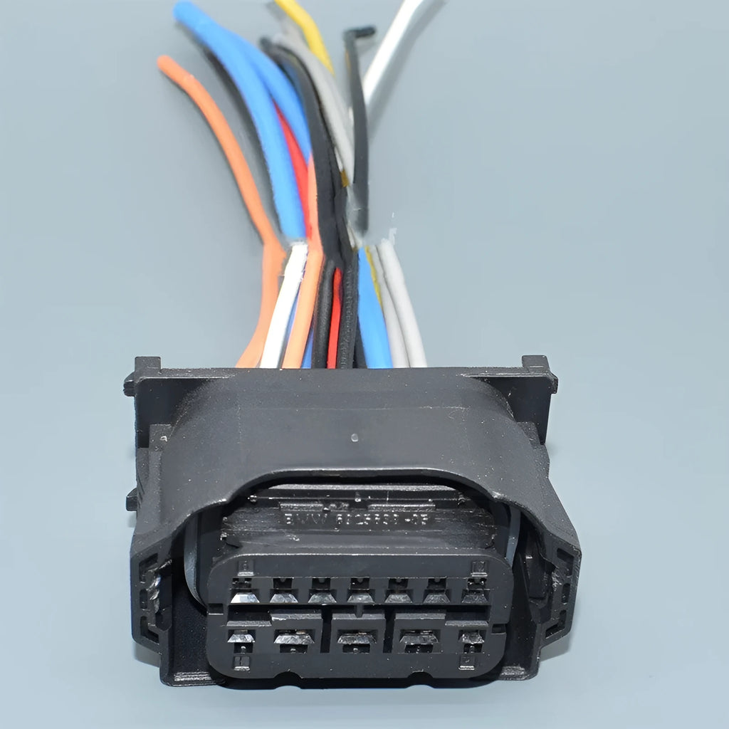 Black BMW headlight line speed plug connector for X1 E90 E92 models, part DJ7121W