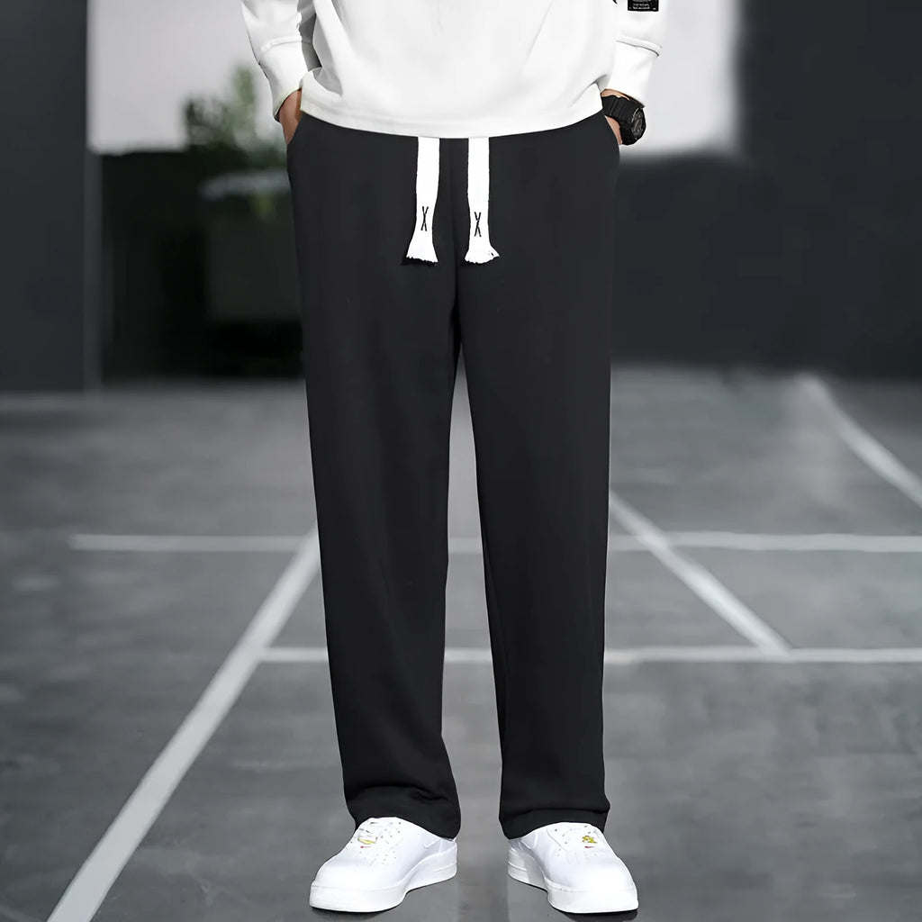 Men's high-waist casual trousers in bamboo fibre blend with multiple pockets
