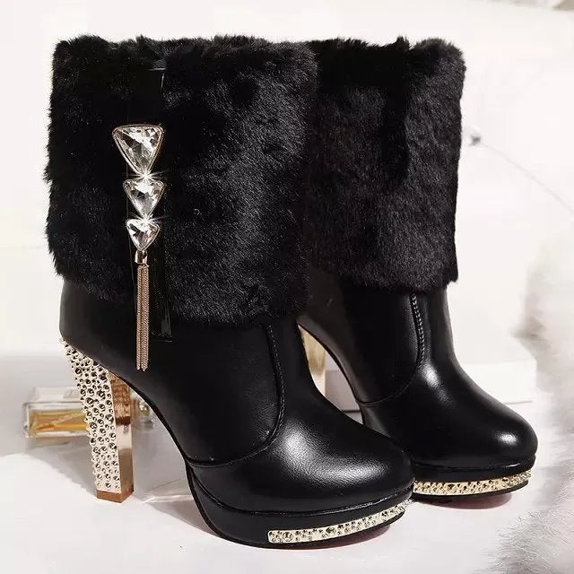 Women's black and white ankle boots with chunky 6-8cm heels in sizes 35-41