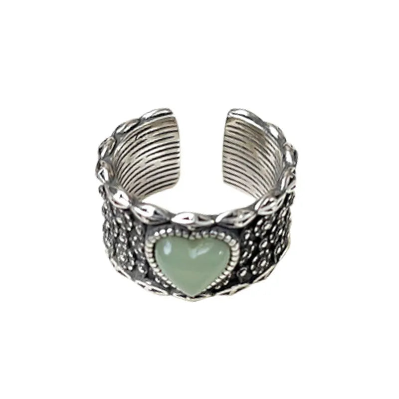 Adjustable opening retro heart ring in white copper plated silver with green and white colour options
