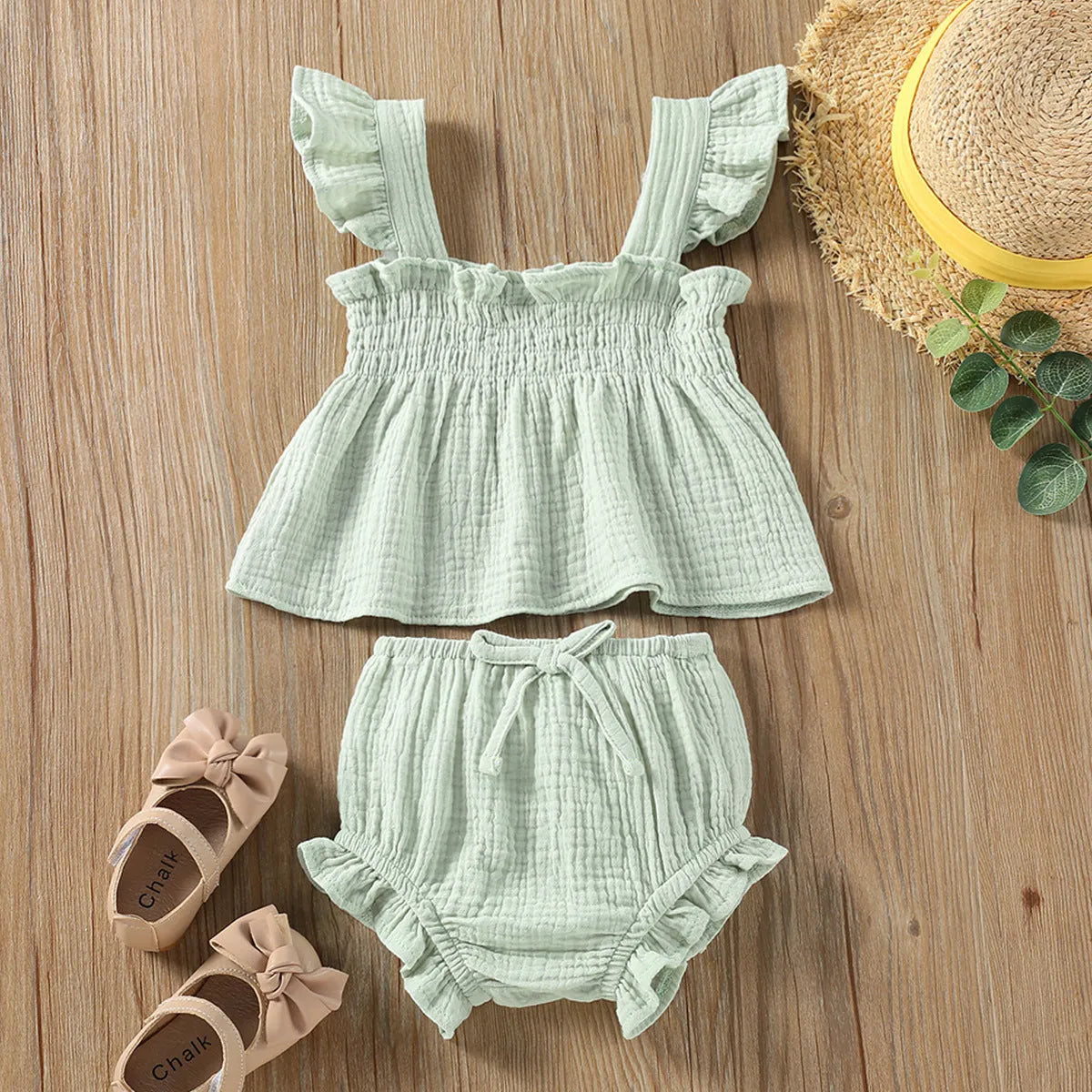 Girls' solid colour cotton sling top and hot pants two-piece suit in green, pullover style for toddlers