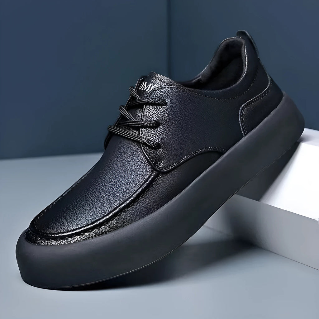 Men's brown casual lace-up shoes with round toe and flat EVA sole