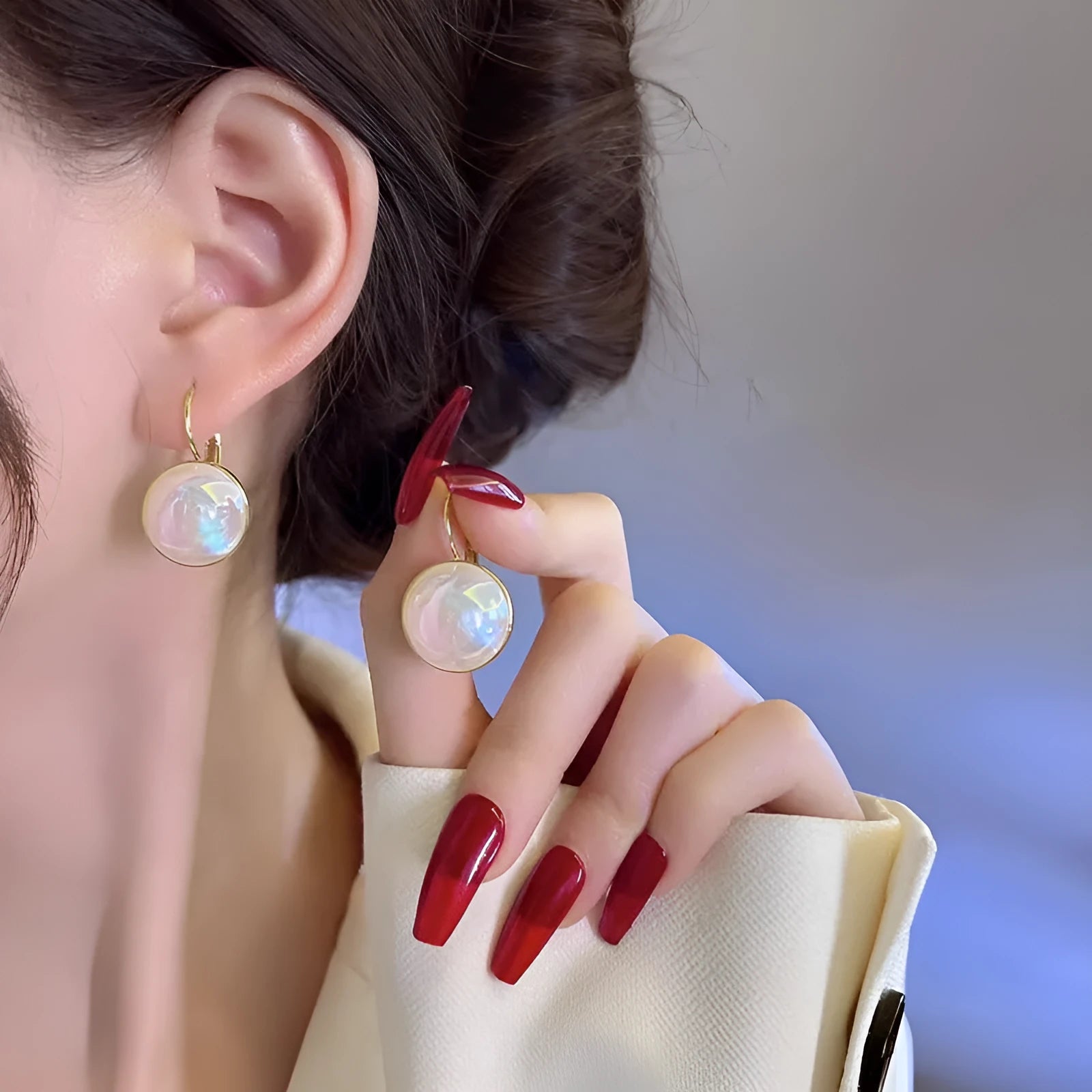 Colourful mermaid pearl electroplated clip earrings with geometric circular Korean style design