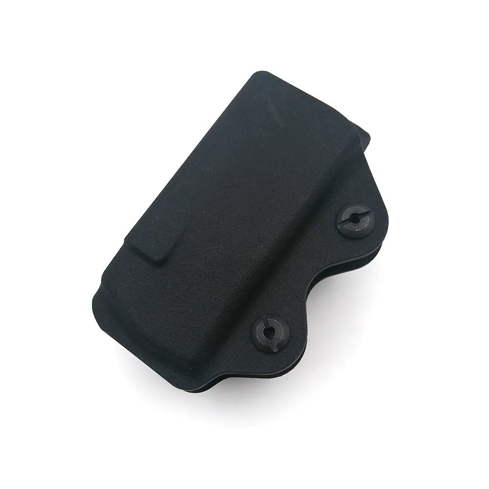 Black nylon right-hand pistol magazine pouch on belt, 9.5x5.5x4cm for airsoft hunting