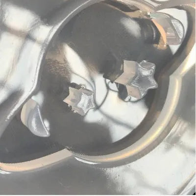 Round silicone epoxy mould for making full planet mirror resin charms, approximately 6.5 cm diameter.