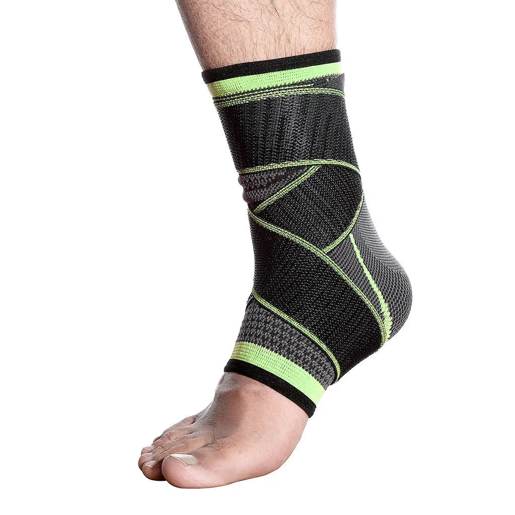 Compression sports ankle support in free size, black colour, for athletic use