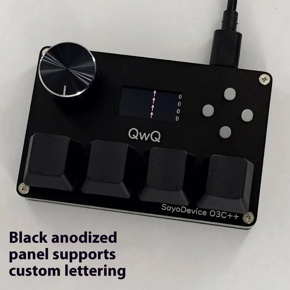 Customisable magnetic axis numeric game keyboard with RGB lighting, programmable knob, and colour screen