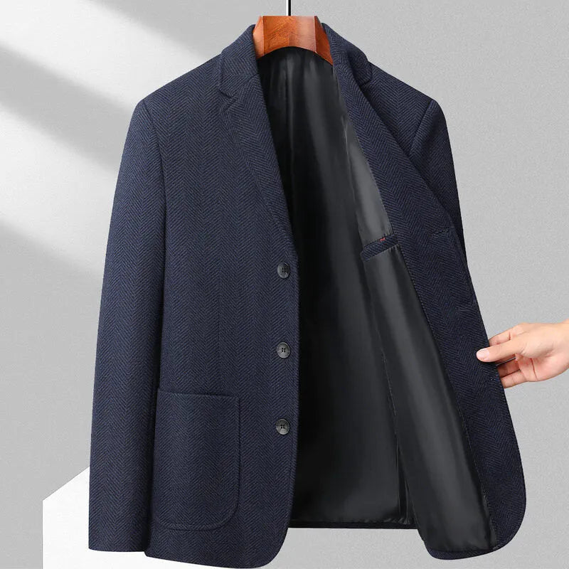 Men's loose-fit solid-colour coat for spring and autumn wear in black, dark blue, gray, or khaki.