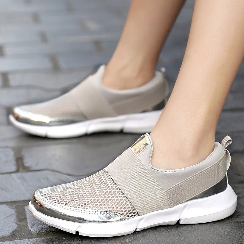 Women's low-top mesh sneakers in blue, black, or grey with casual design and PU midsole.