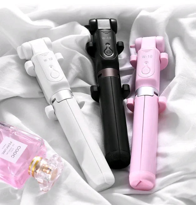 Aluminium alloy Bluetooth selfie stick tripod with remote control in black, pink, or white