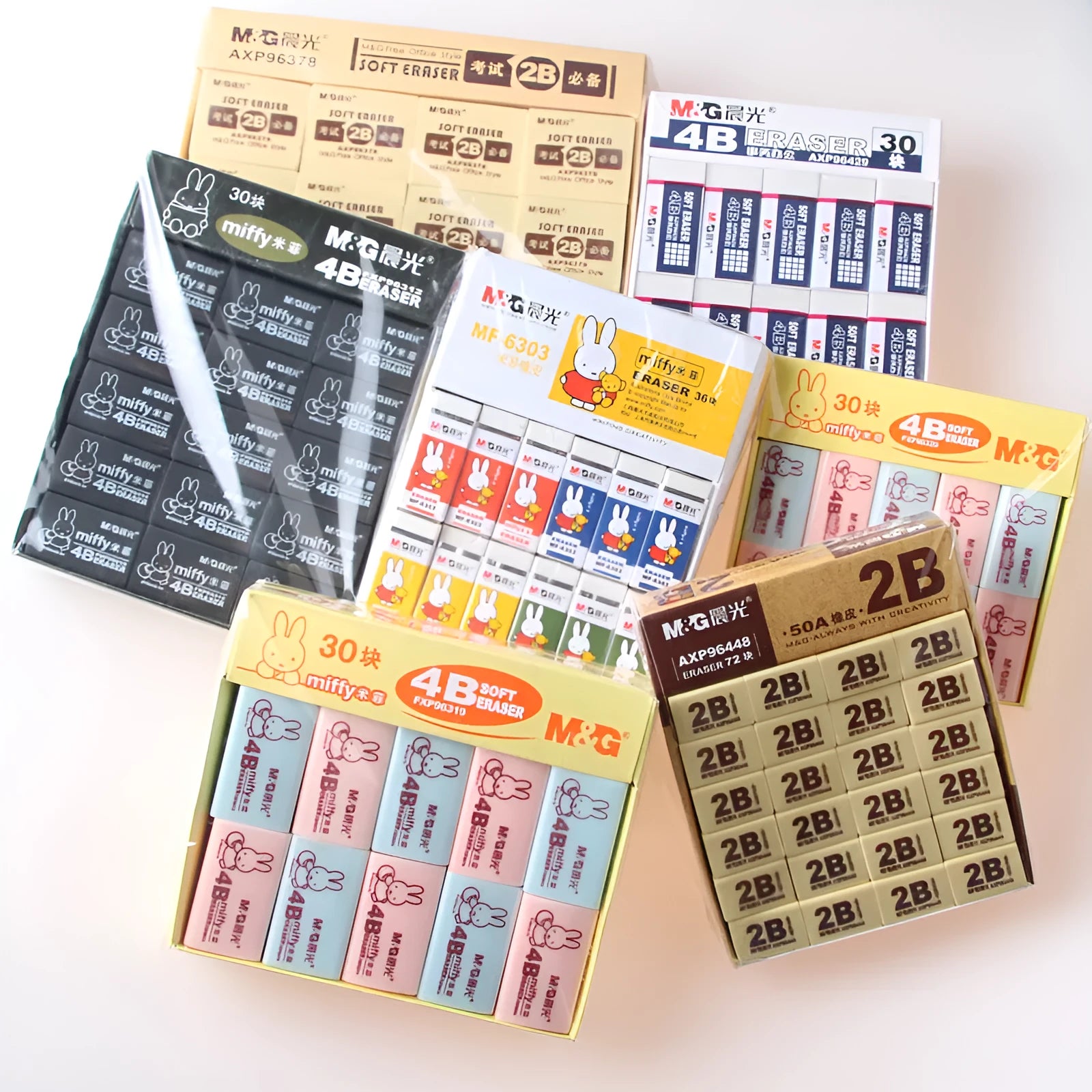 Children's soft clean Chenguang eraser in colour style, for exam and student use