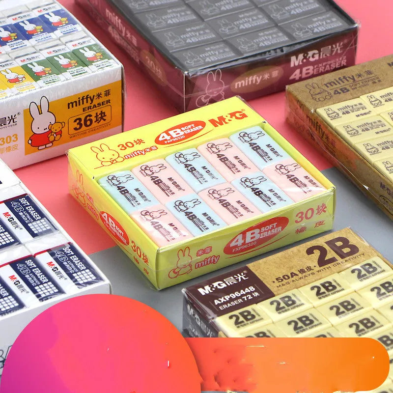 Children's soft clean Chenguang eraser in colour style, for exam and student use