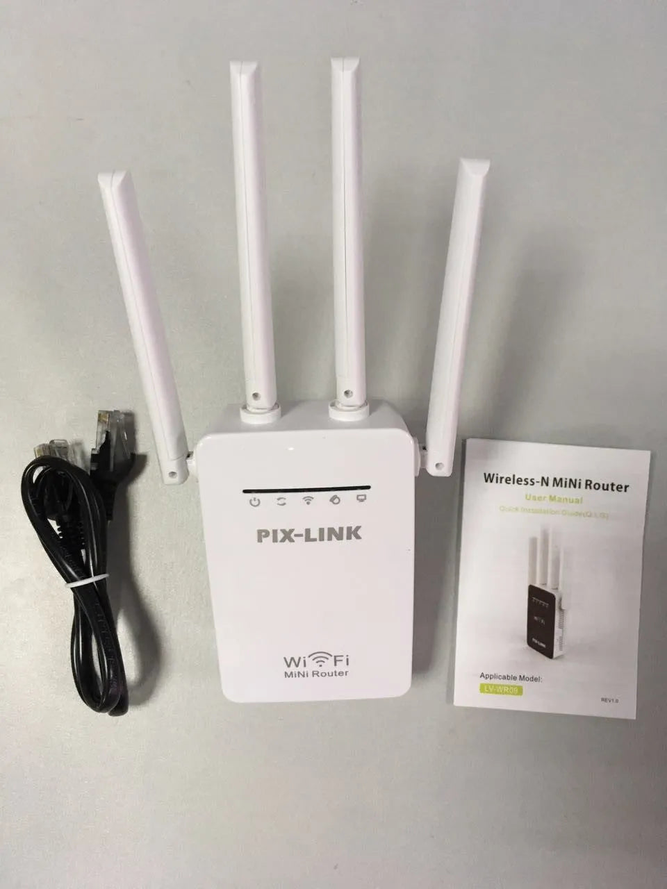 White four antenna wireless router repeater with 300 Mbps speed and lightning protection
