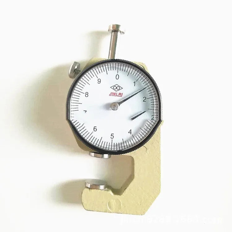 A thickness gauge for measuring steel tubes, film, and cloth materials with 0-10mm or 0-20mm range.