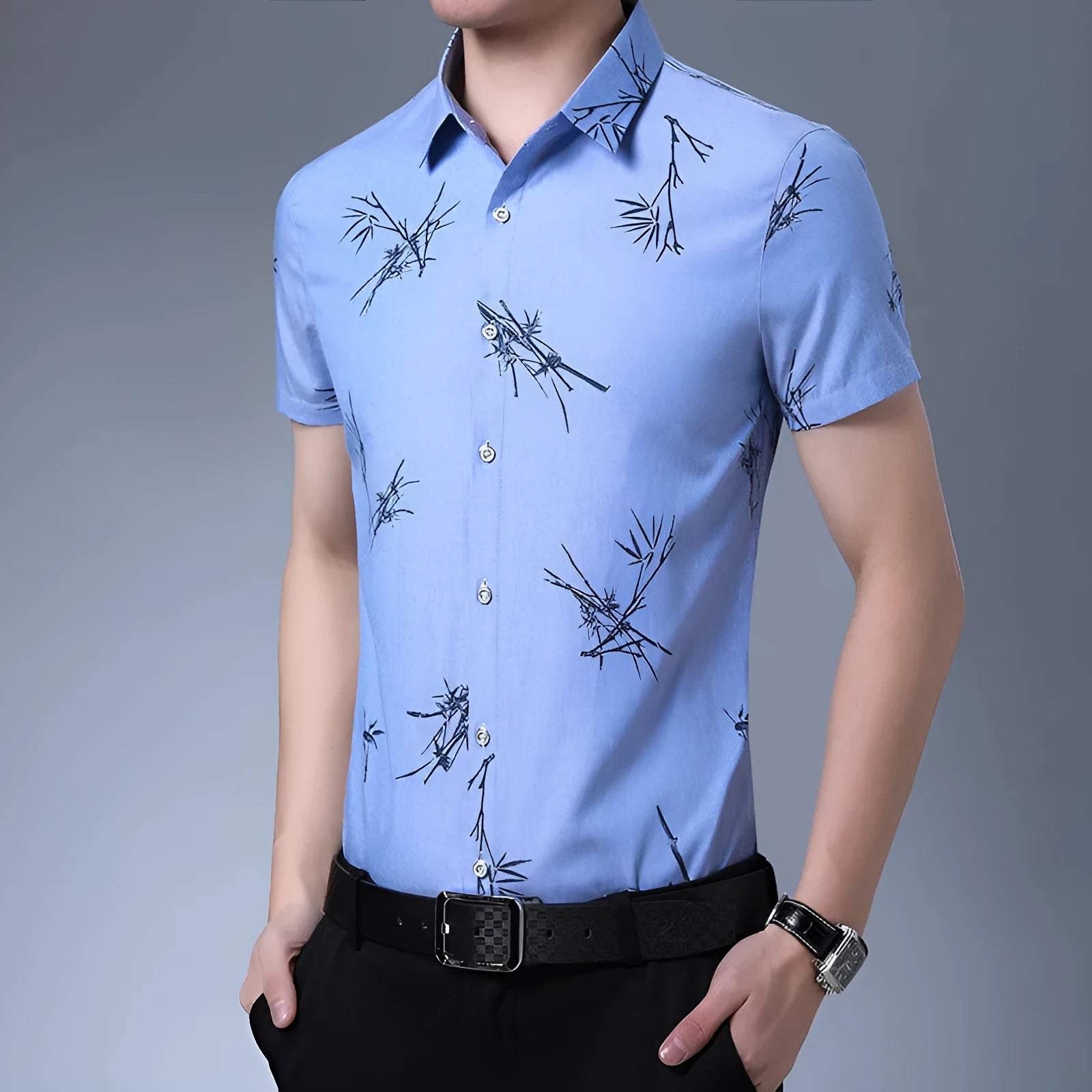 Men's slim fit printed short-sleeve shirt in blue with pointed collar
