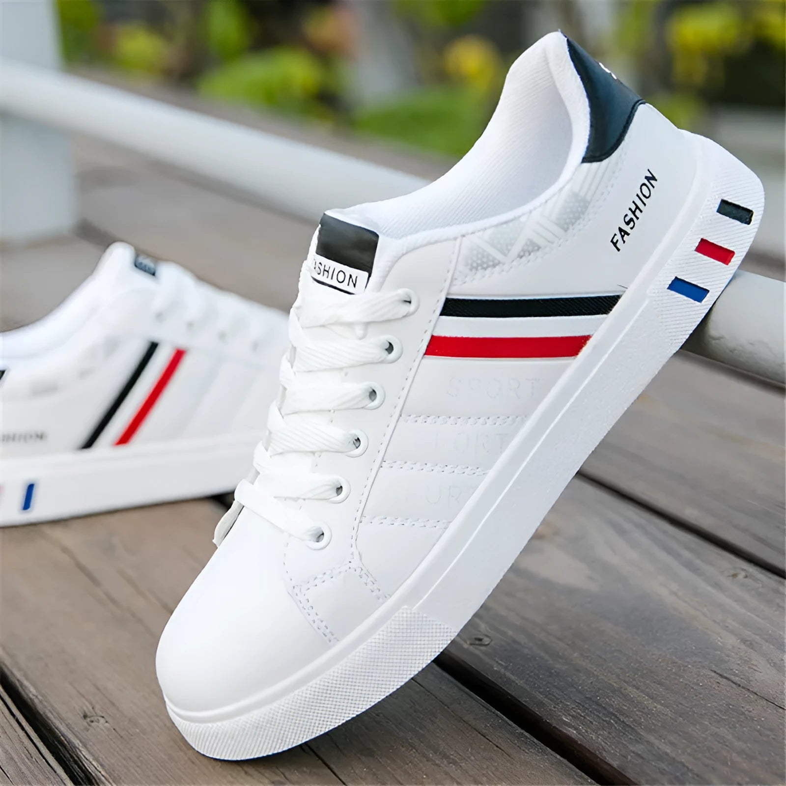 Men's sports shoes in black, grey and white colours showing EU size 39-44 options