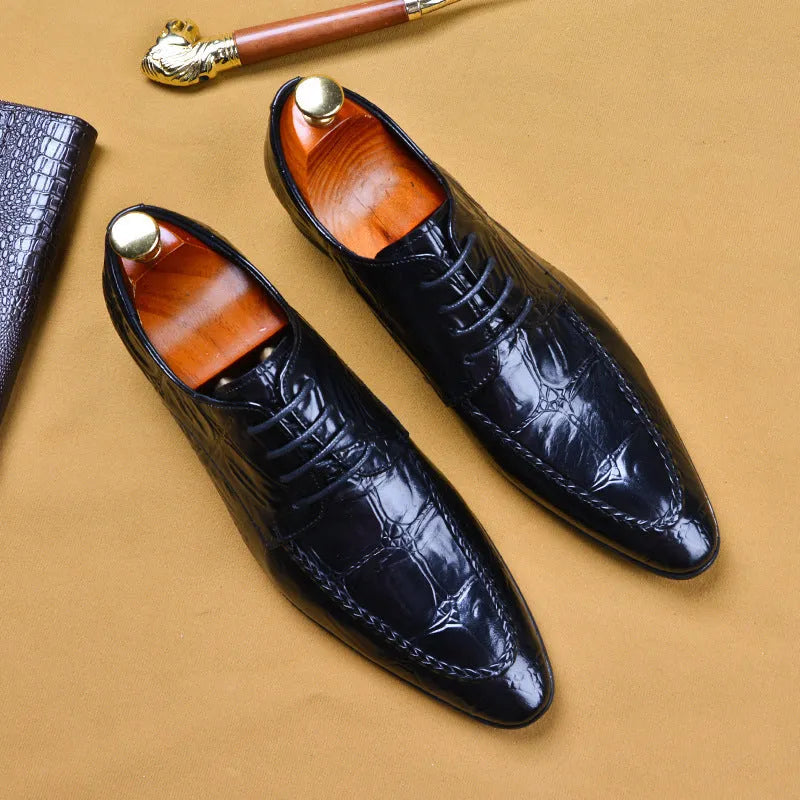 Men's black leather shoes with alligator pattern and horse bit buckle, British business style with rubber sole