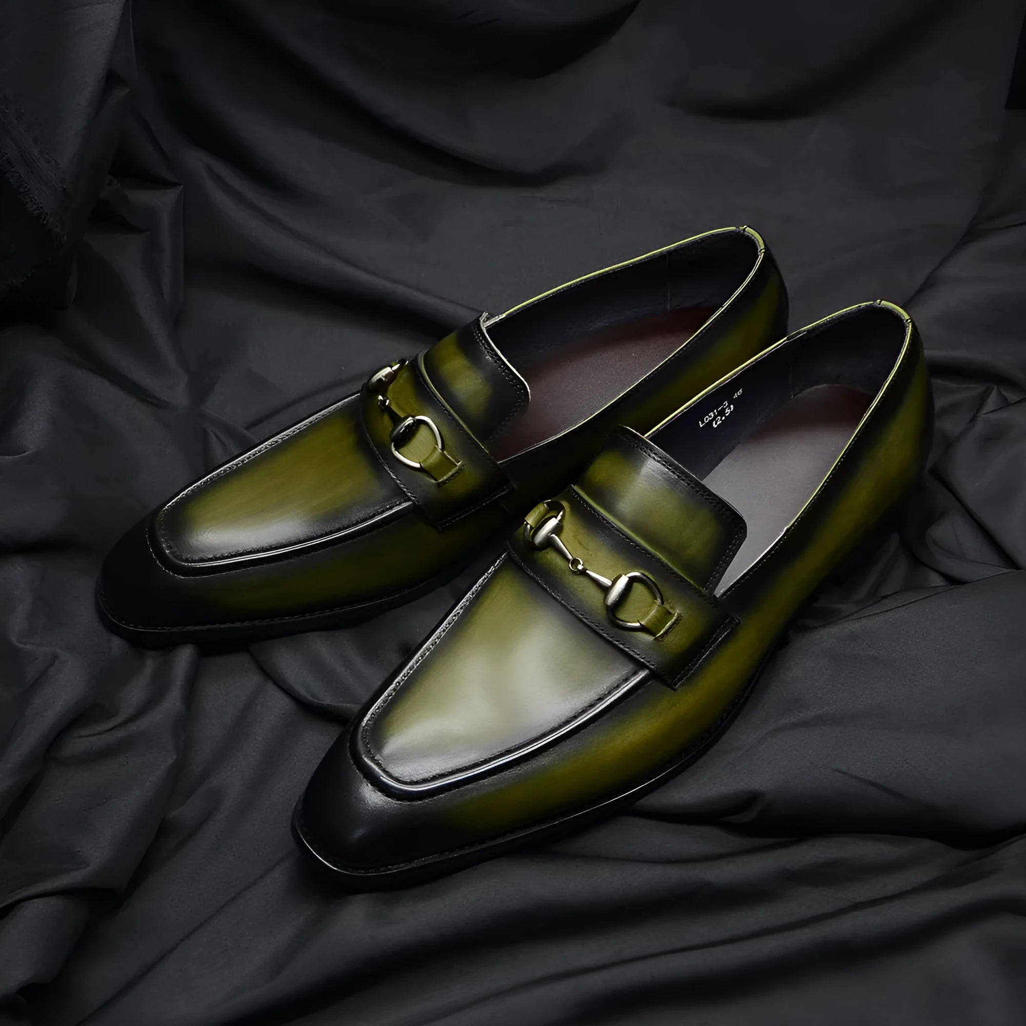 Men's cowhide leather shoes with pointed toe, horseshoe heel, plaid print in black and green options