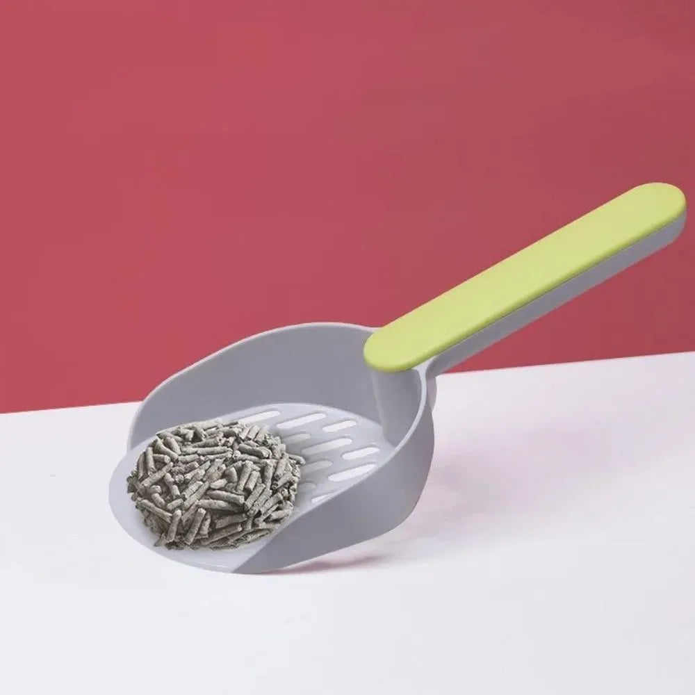 Blue plastic cat litter scoop with 26.6cm handle for cleaning litter boxes