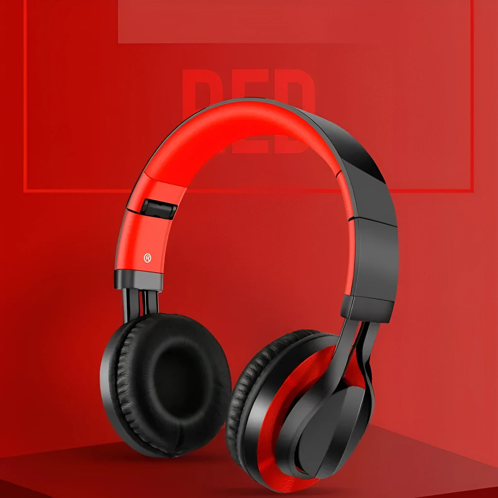 Black wired headphones with microphone and 40mm drivers for mobile phone karaoke use