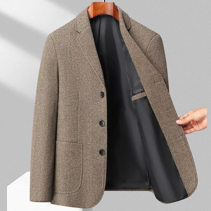 Men's loose-fit solid-colour coat for spring and autumn wear in black, dark blue, gray, or khaki.