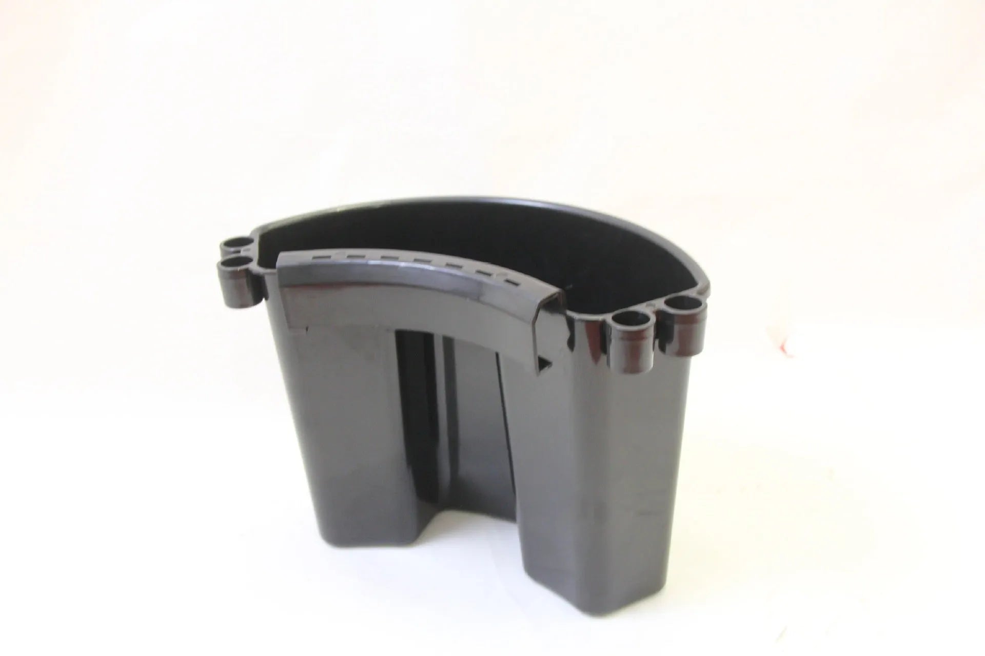 PP plastic car washing bucket in black, red, blue or pink colour for vehicle cleaning