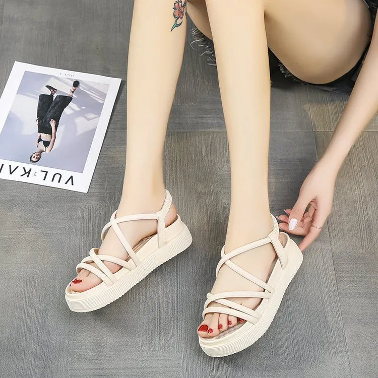 Women's Roman-style platform sandals in black and beige with PU upper and TPR sole