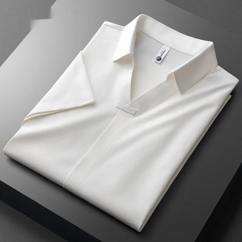 Men's lapel polo short-sleeved t-shirt in cotton blend fabric showing slim fit design