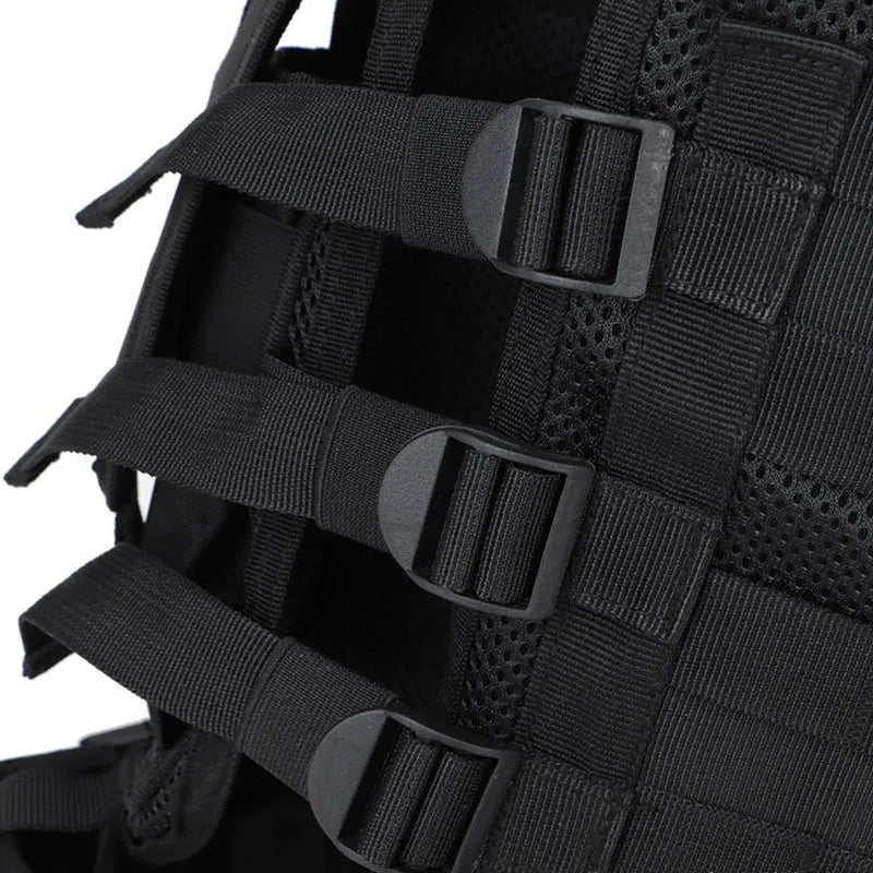 Men's nylon camouflage tactical vest with magic tape and buckle straps, 50x60cm, one size, outdoor adventure gear