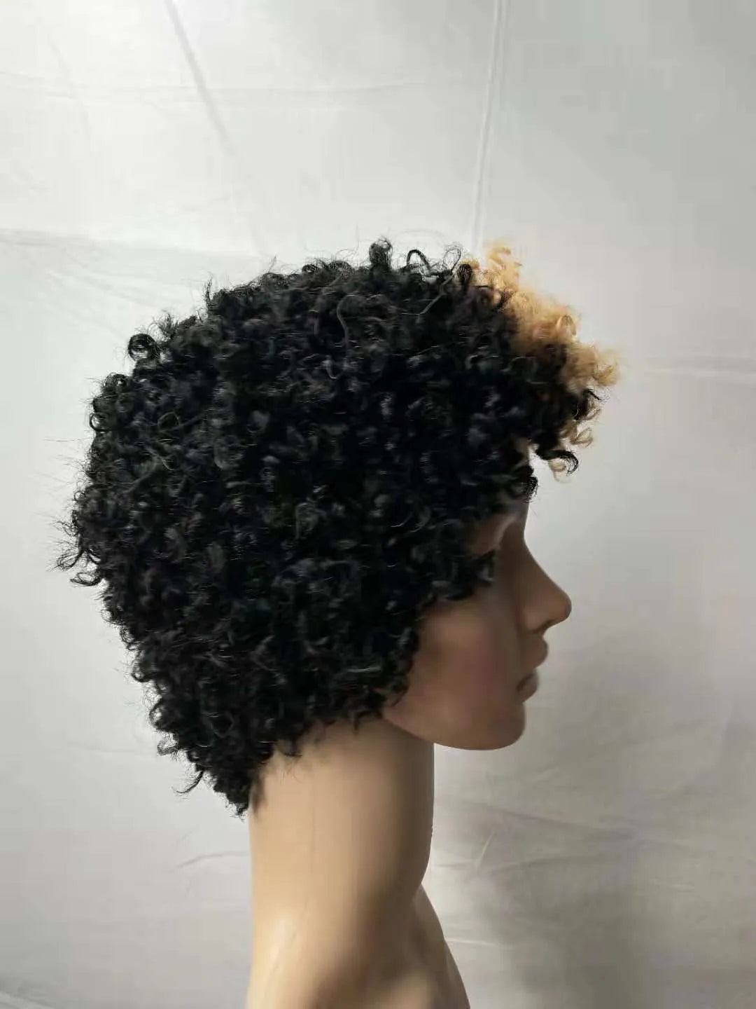 Short black wig 5cm length with high temperature wire hairline on display
