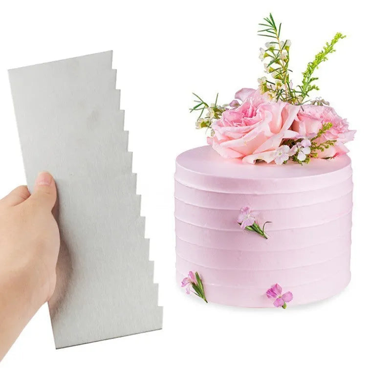 Stainless steel cream scraper with polygonal cake patterns for textured baking finishes