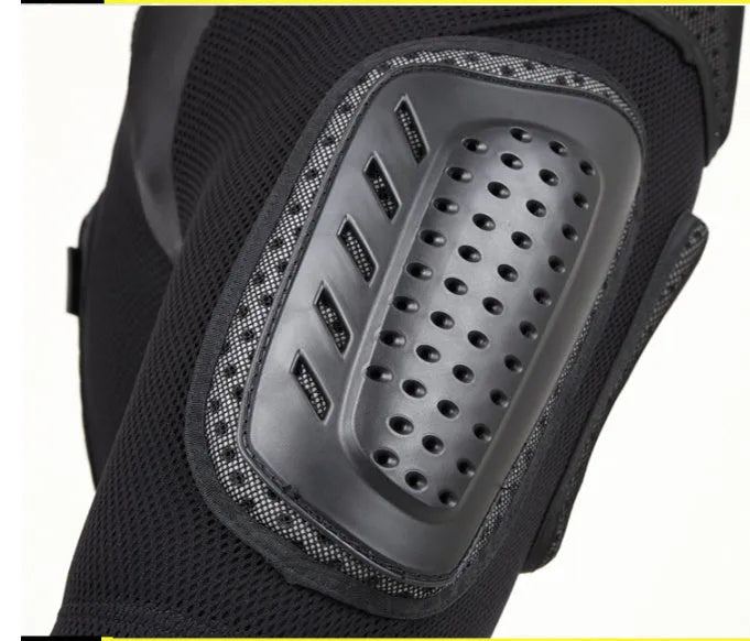 Black cycling hip protection pants shown flat, highlighting the hip pad area and available in sizes S, M, L, XL.