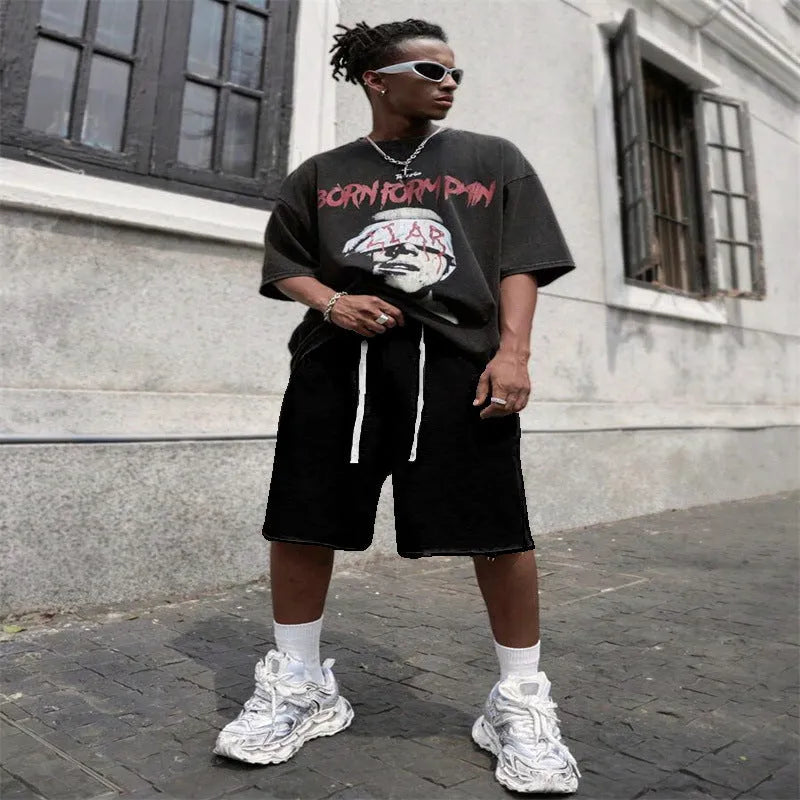 Men's straight leg trousers in fifth pants length for streetwear and sports