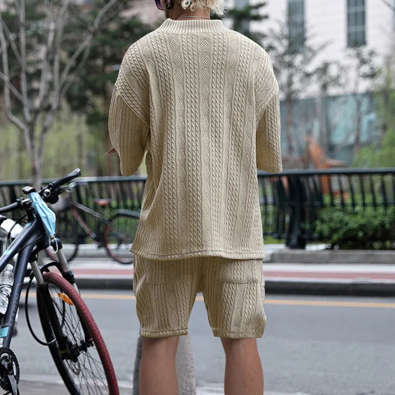 Men's casual jacquard suit set with V-neck short-sleeved T-shirt and drawstring pocket shorts in khaki