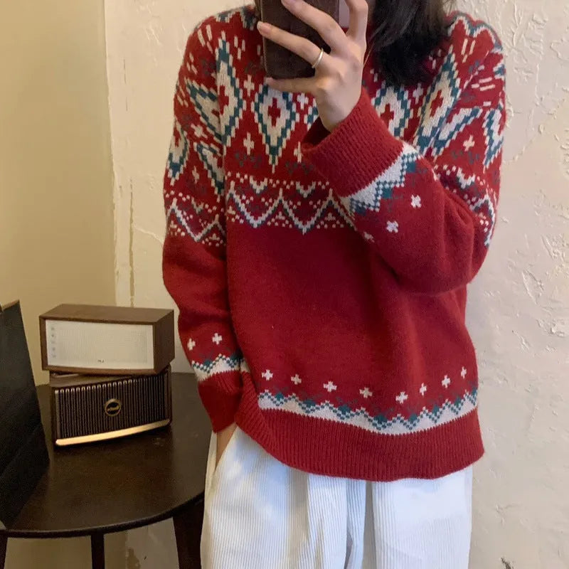 Retro striped loose pullover knitted top in red and white colours.