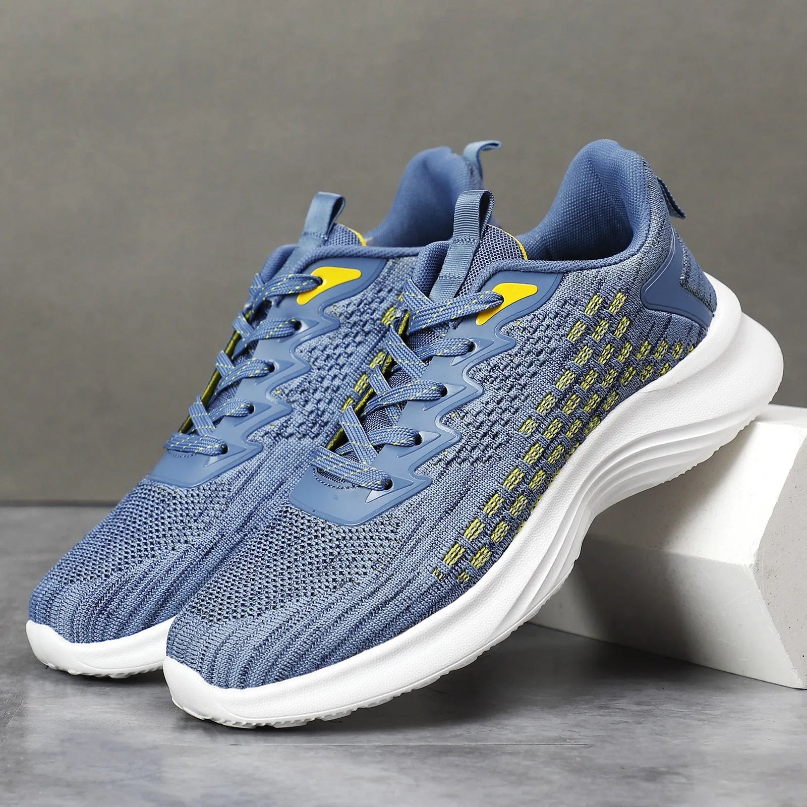 Women's lavender purple running shoes with mesh upper and EVA sole for sports.