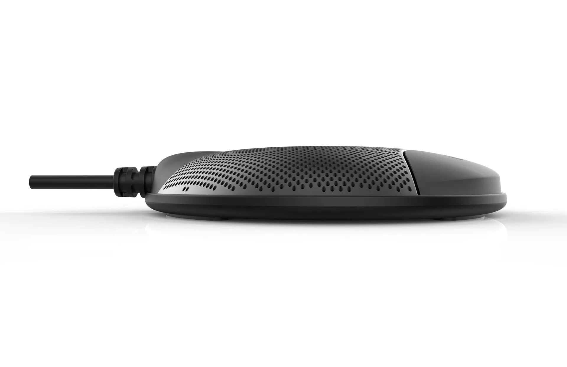 Black USB condenser microphone for conferences and gaming measuring 9x9x1.7cm