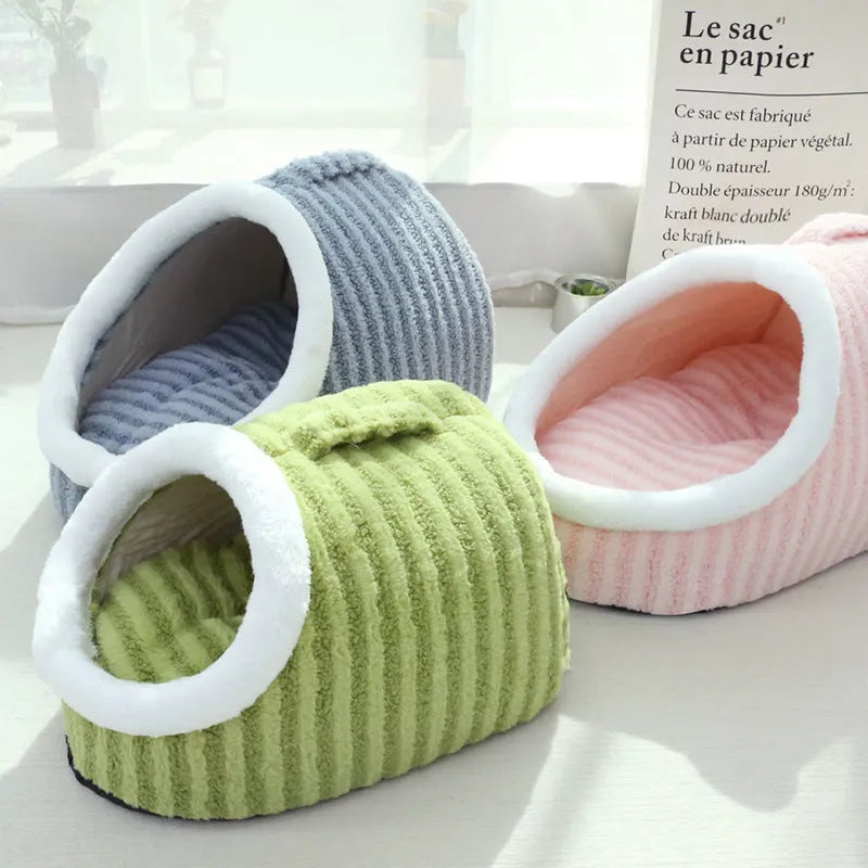 Thickened three-dimensional macaron cat nest in pink, green, blue, or yellow colour