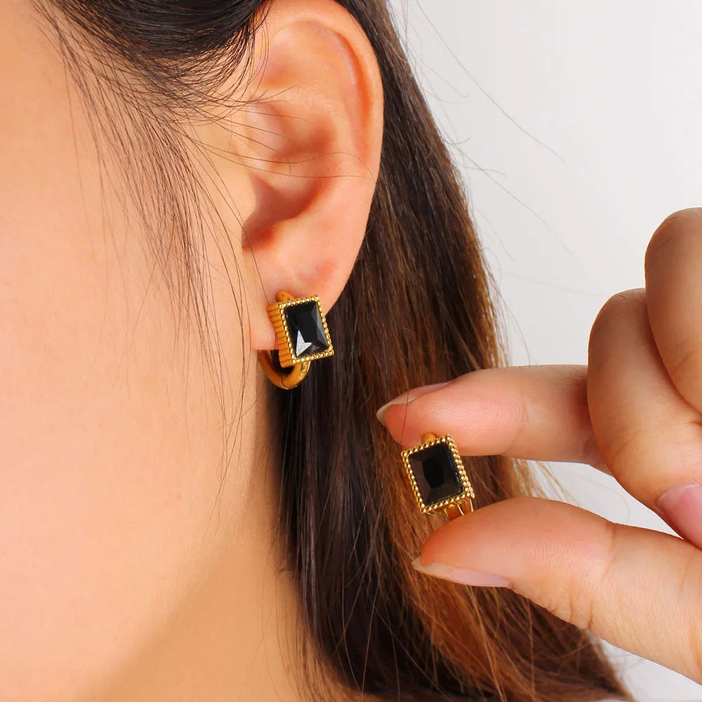 Square zircon stainless steel geometric earrings with round ring elements in white, black or green colours