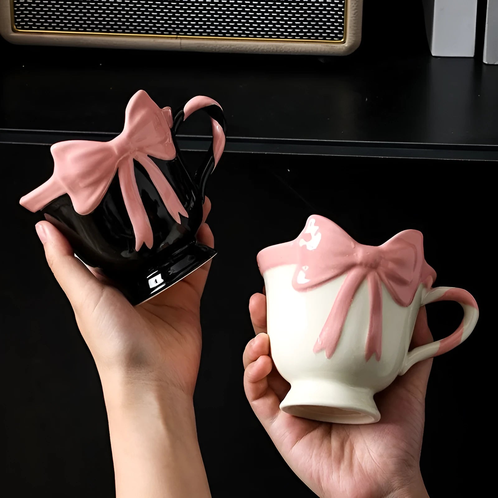 Ceramic mug with heart bow design in black pink colour, 301-400 ml capacity