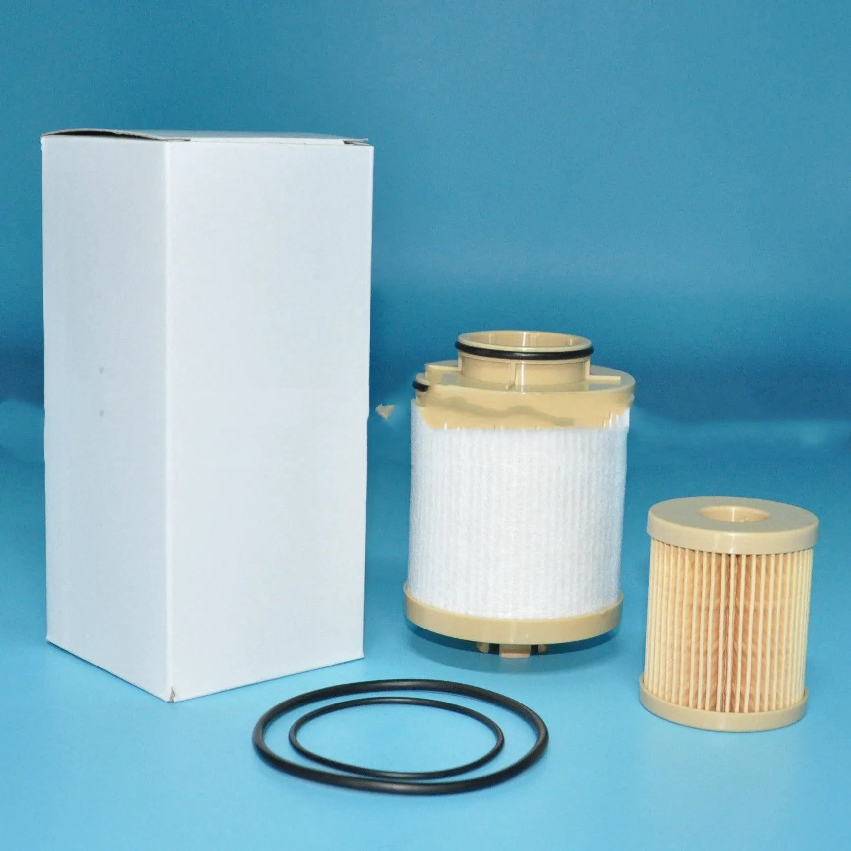FD4616 diesel fuel filter cartridge for Ford trucks, showing dimensions and part numbers.